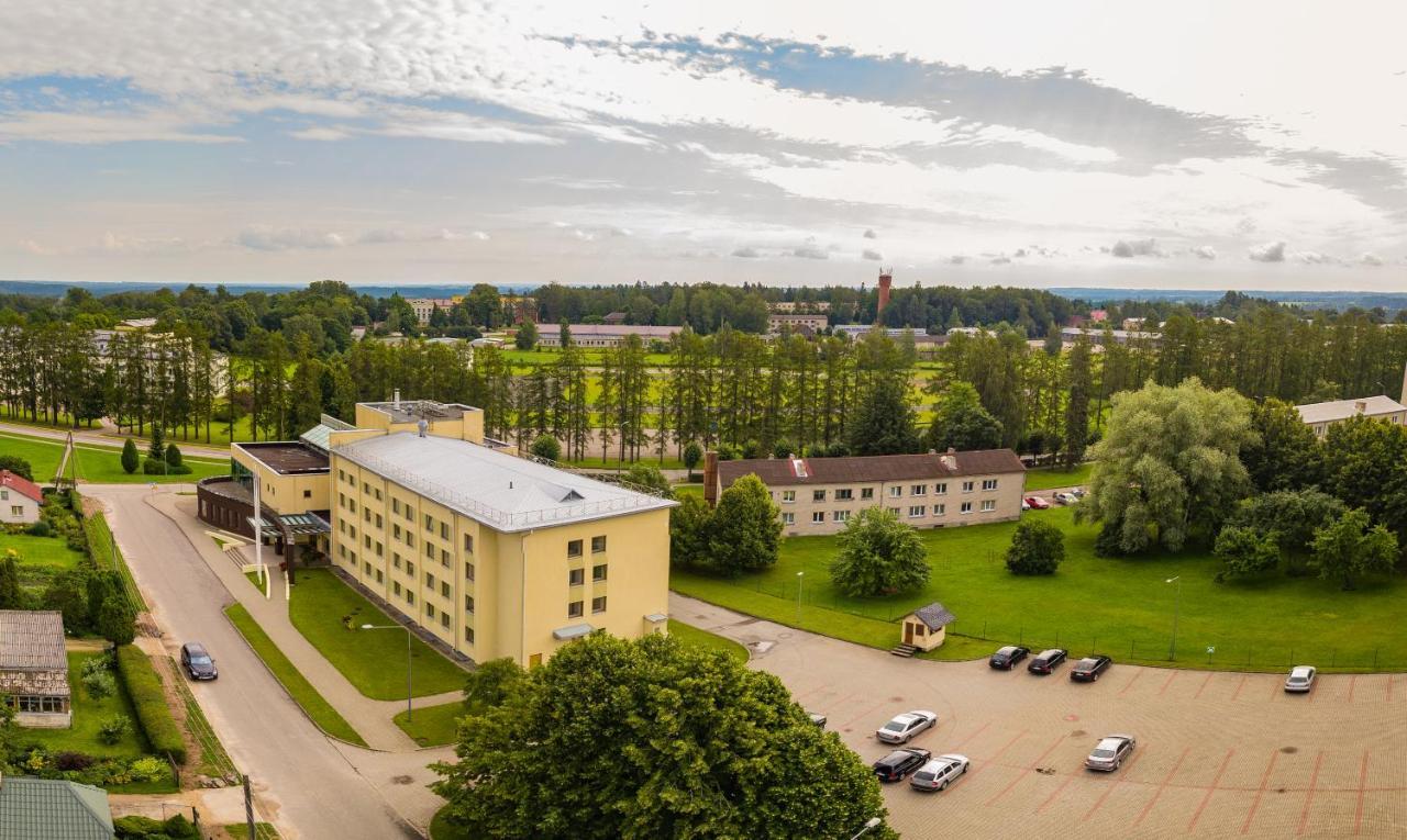 Hotel Tigra Priekuļi Esterno foto