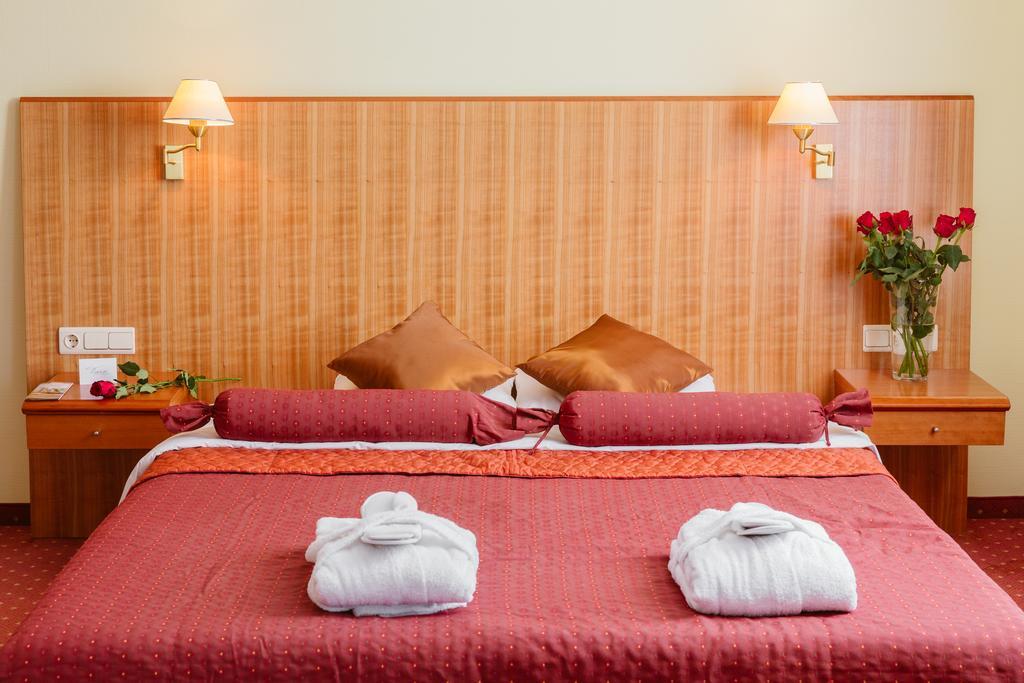 Hotel Tigra Priekuļi Esterno foto