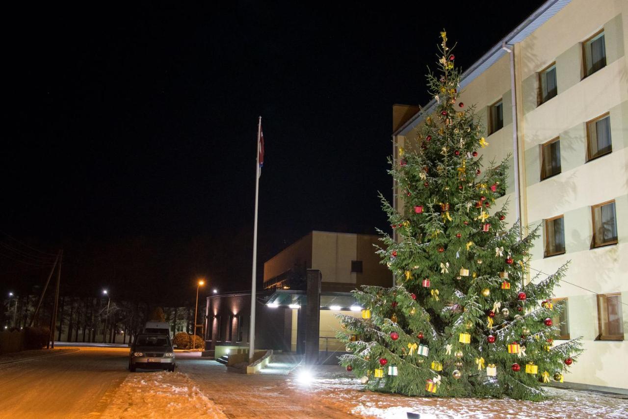 Hotel Tigra Priekuļi Esterno foto