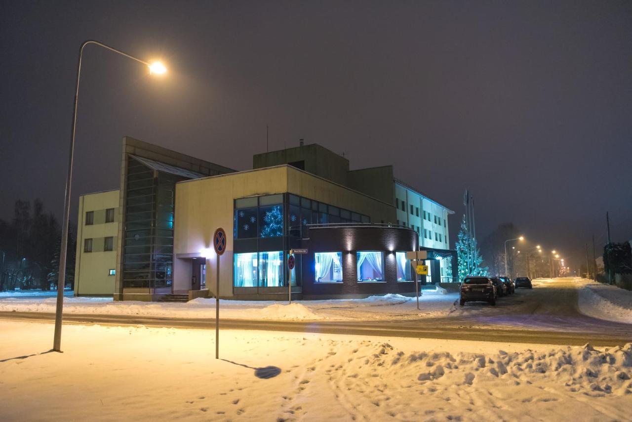 Hotel Tigra Priekuļi Esterno foto