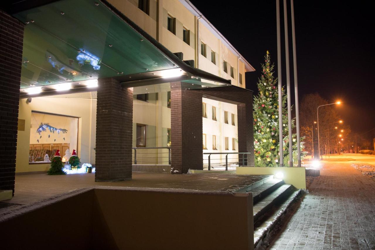 Hotel Tigra Priekuļi Esterno foto