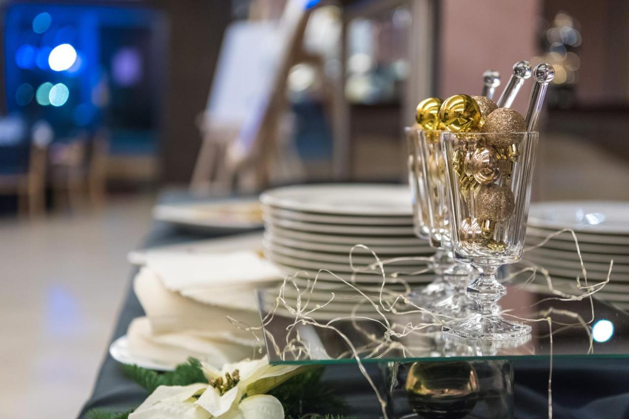 Hotel Tigra Priekuļi Esterno foto