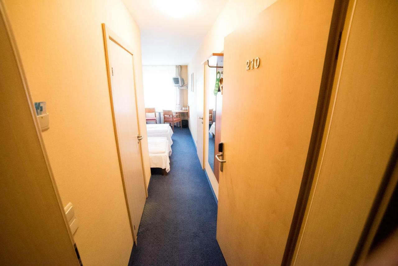 Hotel Tigra Priekuļi Esterno foto